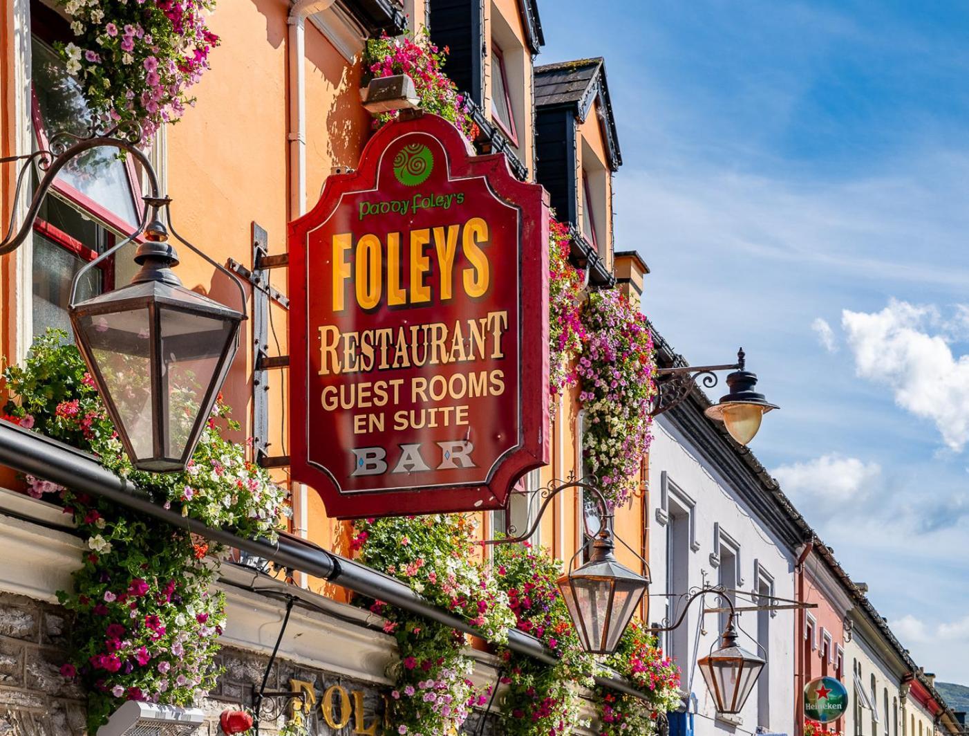 Foleys Ardmullen Townhouses Кенмар Экстерьер фото